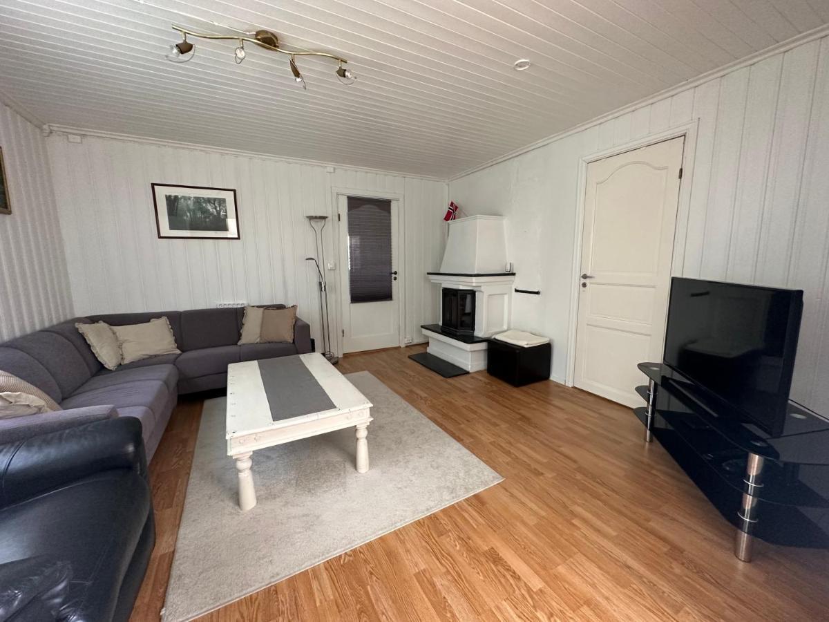 Oslo House, Nedre Kjellerstuvei, First Floor, Twin Room Lillestrom Luaran gambar